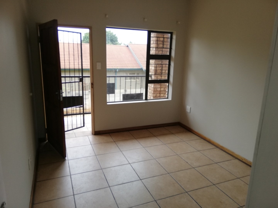 To Let 2 Bedroom Property for Rent in Die Bult North West